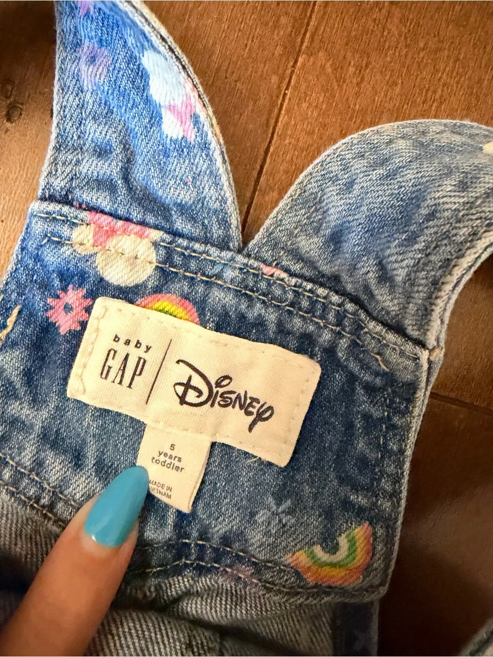 GAP c Disney Denim Minnie Mouse floral Short Overalls